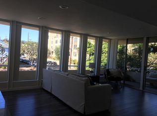 11902 Gorham Ave #204, Los Angeles, CA 90049