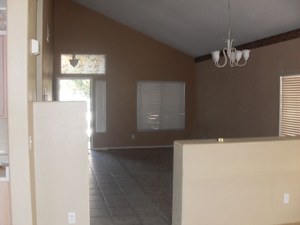2nd image of 3117 Macaroon Way