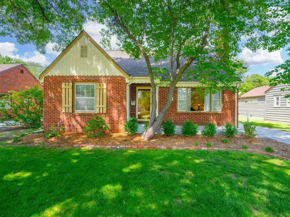 343 N Parkwood Ln, Wichita, KS 67208