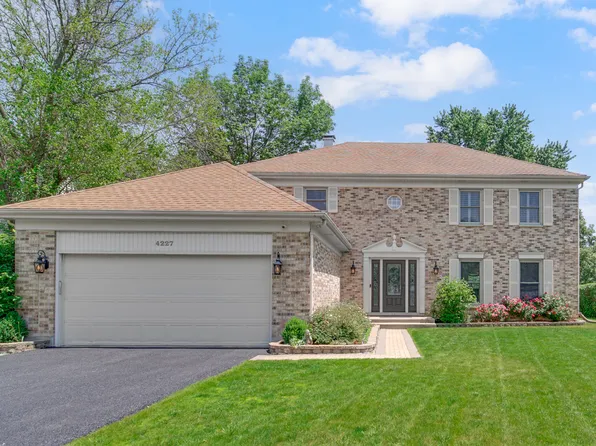 4227 N Walnut Ave, Arlington Heights, IL 60004
