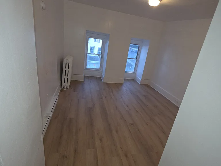 244 S Oak St #1 — Photo 10