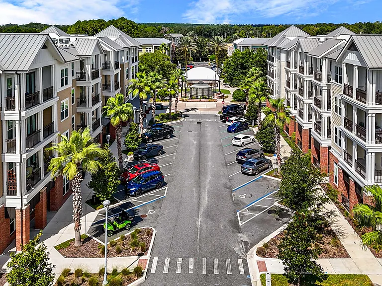 Flats at Tioga Town Center — Photo 21