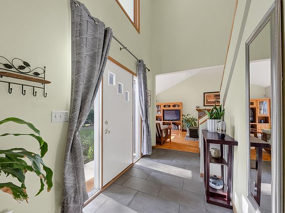 4th image of 2780 Ember Way