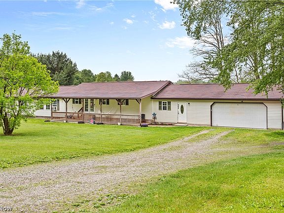 4th image of 966 Township Road 823