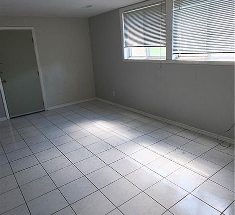 2nd image of 18 High St