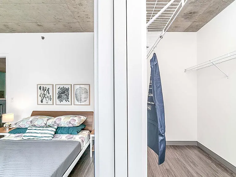 Linea Apartments — Photo 9