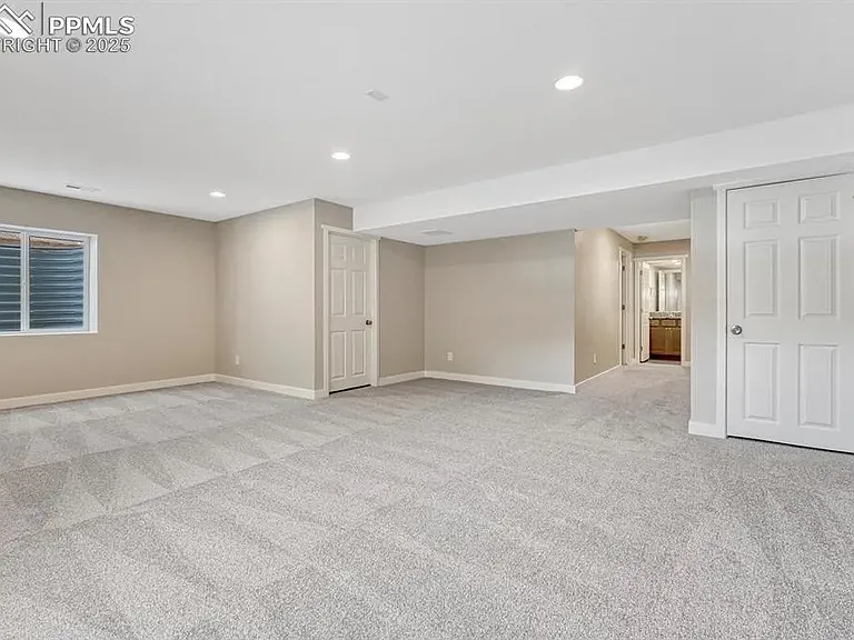 4176 Orchid St — Photo 22