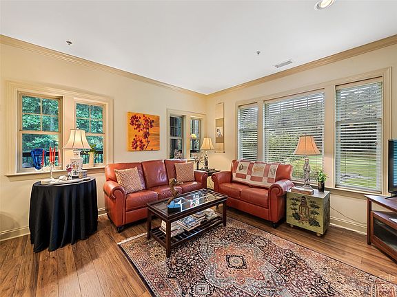 4th image of 1659 Country Club Dr Unit D201