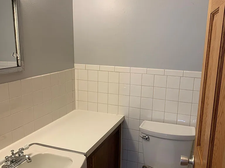 801 University Ave SE #1 — Photo 8