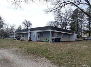 726 Eastern Ave, Greenville, IL