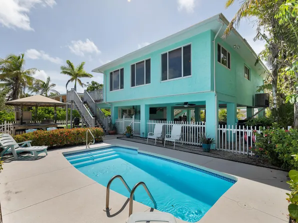 210 E Bruce Ct, Marathon, FL 33050