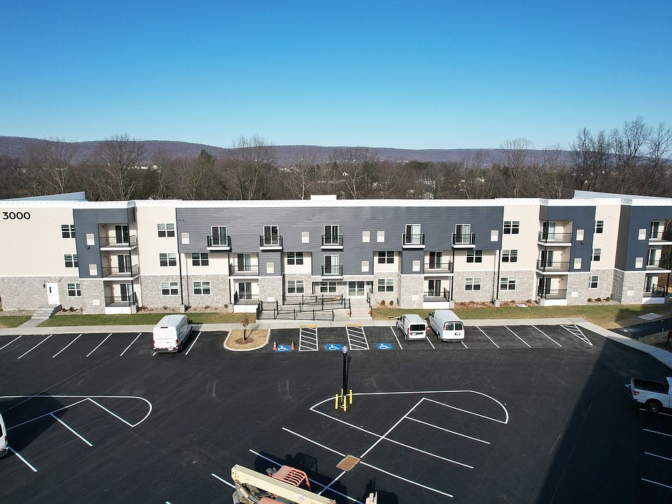 Commerce Park Apartments