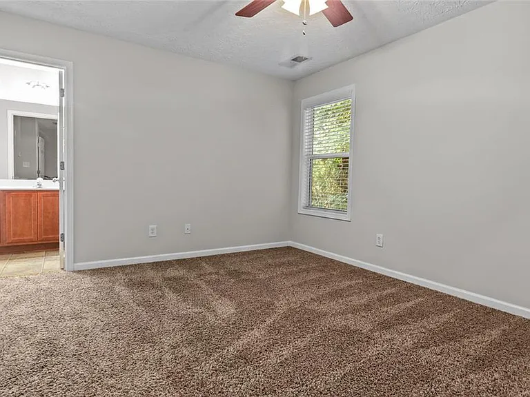 1483 Little Creek Dr — Photo 15