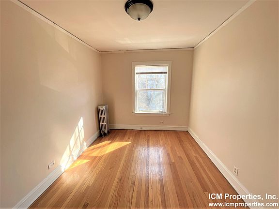 3rd image of 4500-8 N Ashland Ave #3N