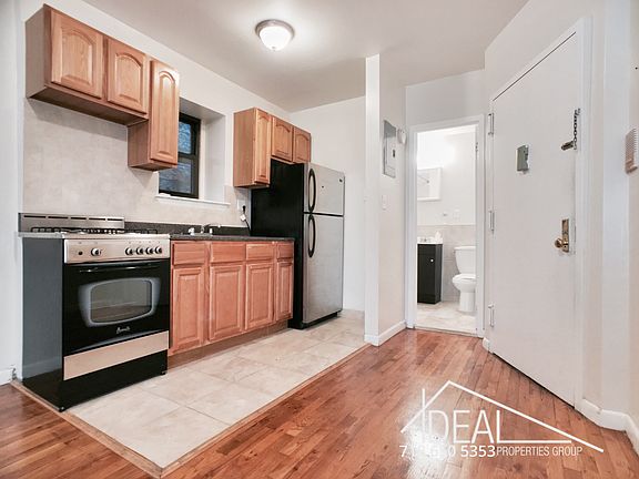 5th image of 41 Underhill Ave #1H
