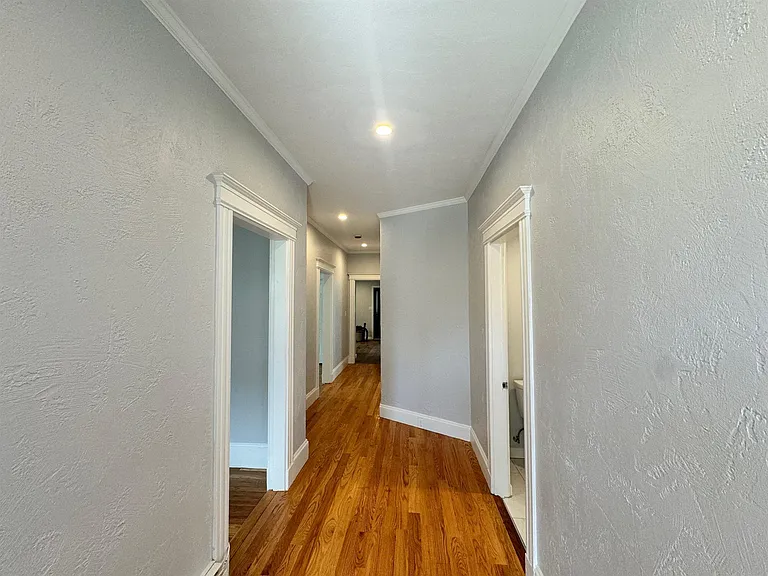 136 Sharon St #3 — Photo 15