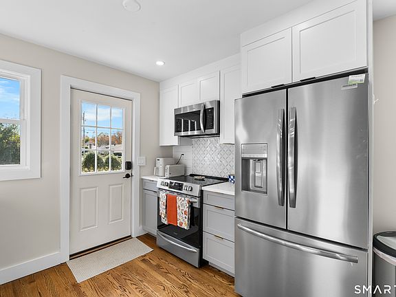 5th image of 360 West Rutland Road