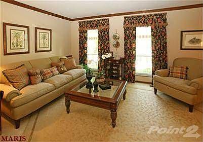 4th image of 305 Oakleigh Woods Dr