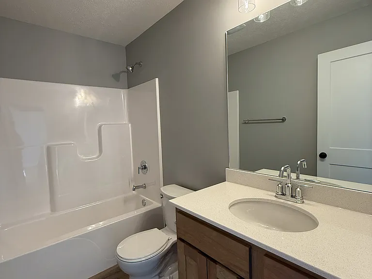 4401 W Frazier Dr — Photo 13
