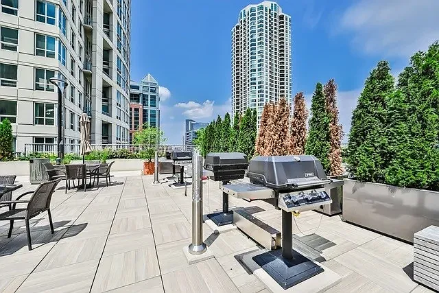 345 N La Salle Dr #609 — Photo 14