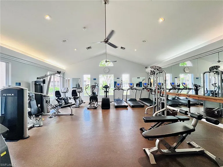 3250 W Crown Pointe Blvd #101 — Photo 45