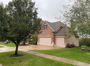 145 Planters Row, Geneva, IL 60134