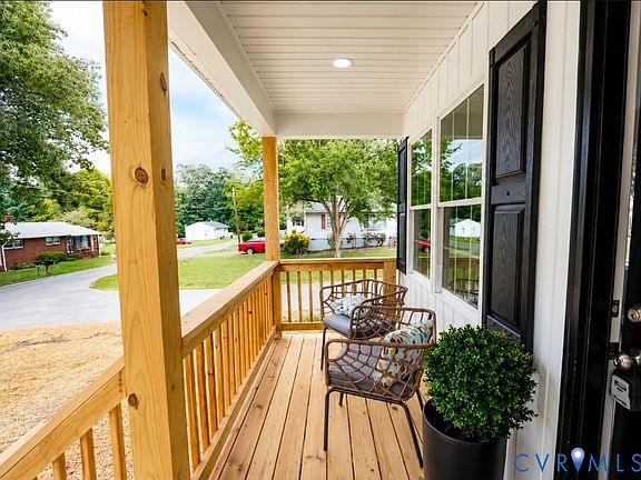 2nd image of 25723 Dinwiddie Ave