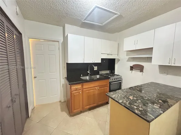 7730 Johnson St #1, Hollywood, FL 33024