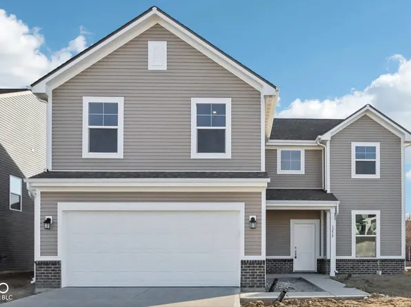 3232 Sand Walk Dr, Kokomo, IN 46902