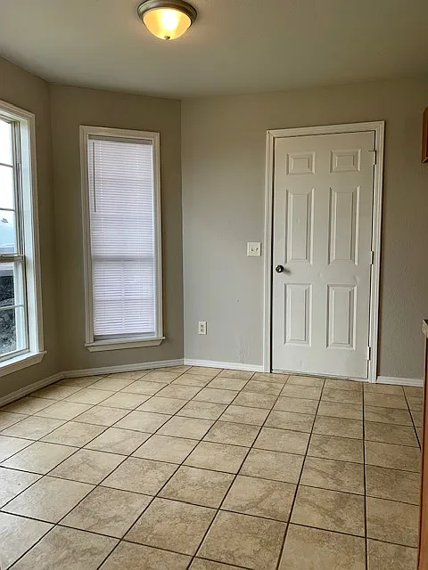 2071 Garnet Rd - 1 — Photo 2