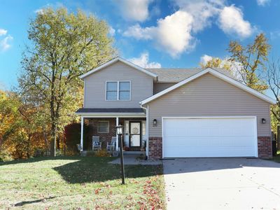 210 Stonewood Dr, East Peoria, IL, 61611