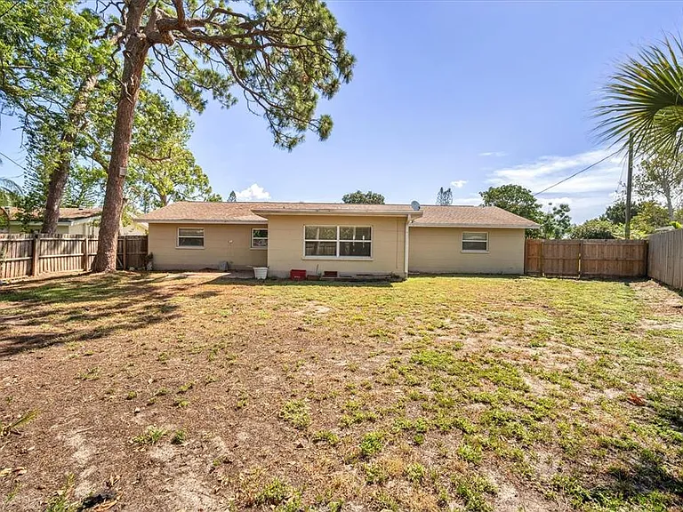 5738 Antilles Dr — Photo 25
