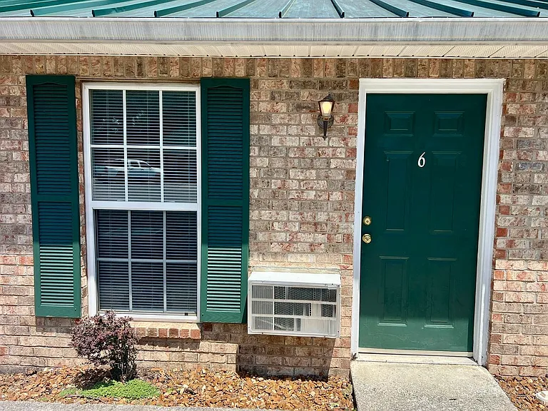 2124 Dr Martin Luther King Jr Blvd #A-6 — Photo 1
