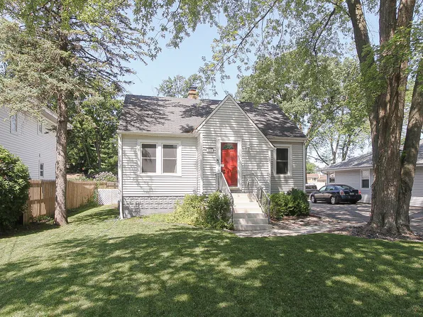 226 N Addison Rd, Wood Dale, IL 60191