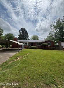 659 Coleman Ave, Holly Springs, MS, 38635