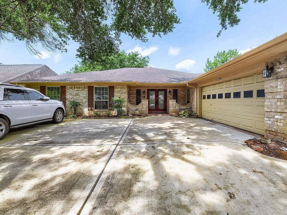 1st image of 3418 Crow Valley Dr