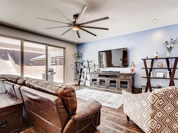 4th image of 9641 Arbor Rose Ct