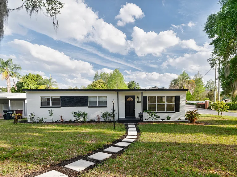 3610 Clemwood Dr — Photo 1