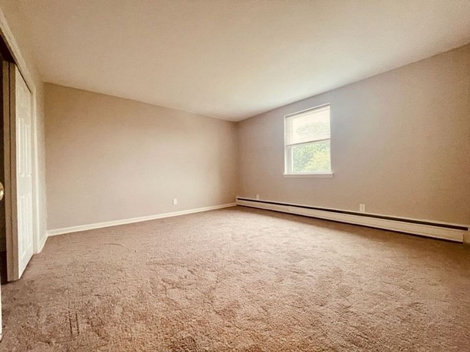 Manor House Apartment Rentals Willow Grove, PA Zillow