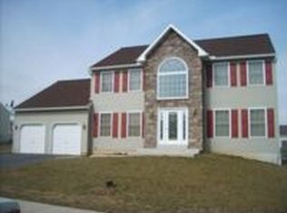 609 Cody Dr, Reading, PA 19605