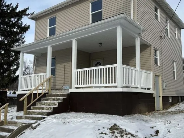 1311 Main St, Burgettstown, PA 15021