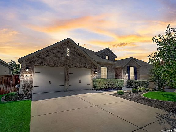2nd image of 3831 MONTEVERDE WAY