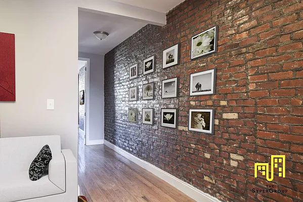 Rented by The Syper Group | media 4