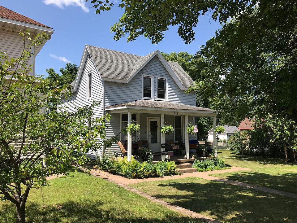 2nd image of 818 Summer St #818.5