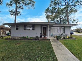 3920 Haring Rd, Metairie, LA 70006