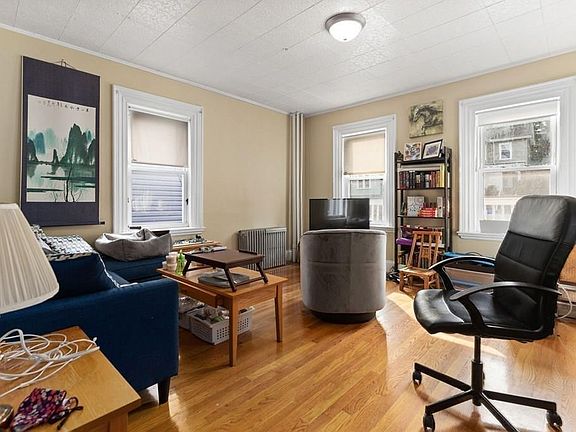 5th image of 99 Boylston St #1