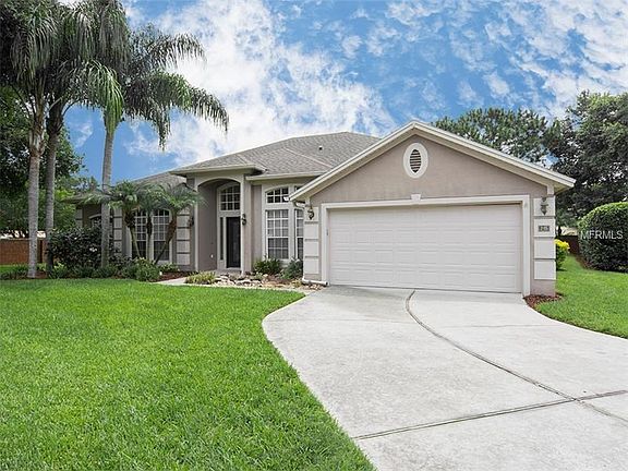 2nd image of 215 Blue Stone Cir