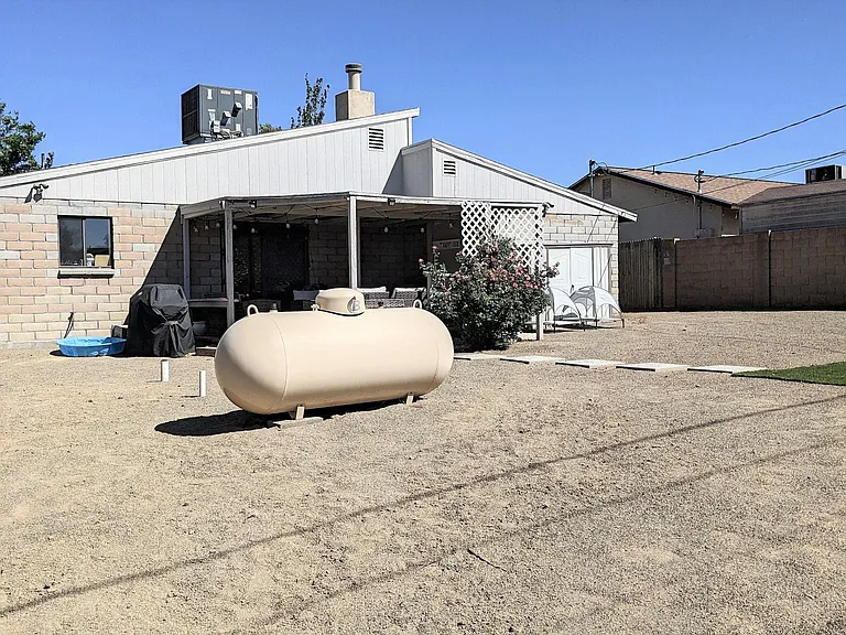 1514 N Elaine Way — Photo 45