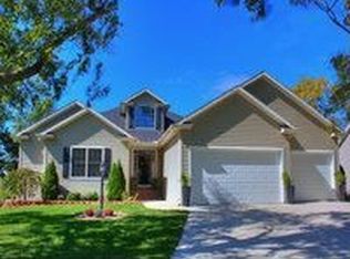 723 N Sangamon Ave, Gibson City, IL 60936