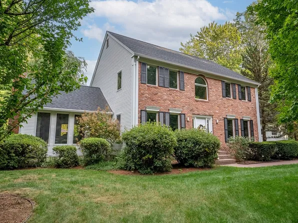 131 Bates Rd, Westfield, MA 01085